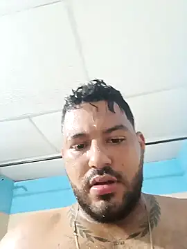 Snapshot of Frank0021 chatting on 10.23.25 Frank0021 online show from 10.23.25