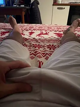 Snapshot of umeghj chatting on 10.07.25 umeghj online show from 10.07.25