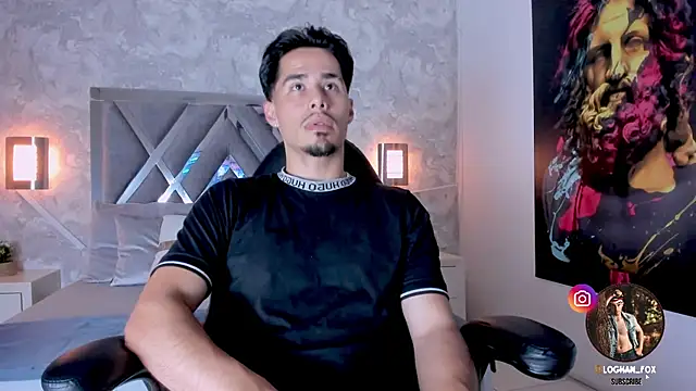 Snapshot of loghan_fox chatting on 10.31.25 loghan fox online show from 10.31.25