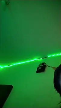 Snapshot of saenzjulieta1 chatting on 09.16.25 saenzjulieta1 online show from 09.16.25