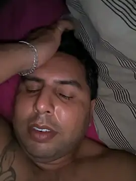 Snapshot of willersaulzambranobohorqu chatting on 11.10.25 willersaulzambranobohorqu online show from 11.10.25