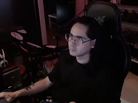 Snapshot of dorrey21 chatting on 10.13.25 dorrey21 online show from 10.13.25