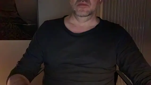 Snapshot of german9inch chatting on 03.03.25 german9inch online show from 03.03.25