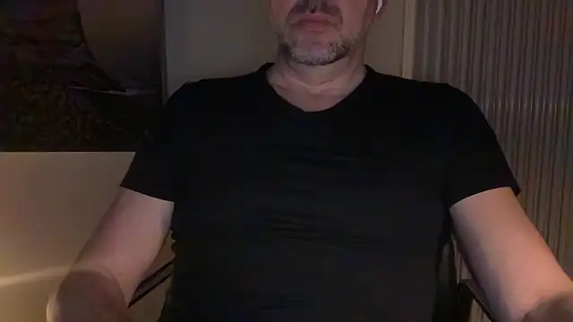 Snapshot of german9inch chatting on 03.05.25 german9inch online show from 03.05.25