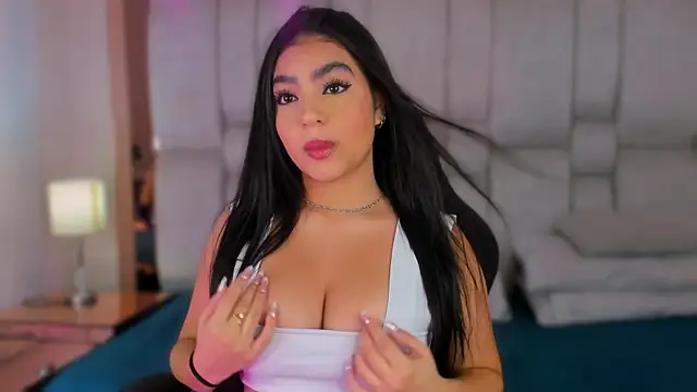 Snapshot of BelaCox_ chatting on 09.24.25 BelaCox  online show from 09.24.25