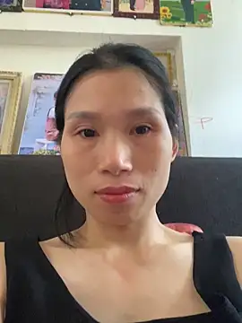 Snapshot of MinHiNi chatting on 09.16.25 MinHiNi online show from 09.16.25