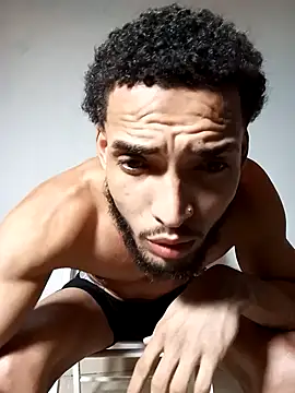 Snapshot of Utreh_ chatting on 10.29.25 Utreh online show from 10.29.25