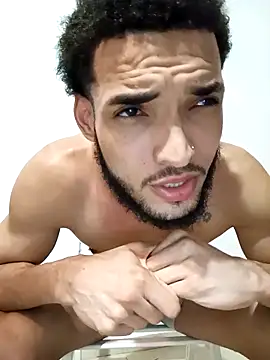 Snapshot of Utreh_ chatting on 10.30.25 Utreh online show from 10.30.25