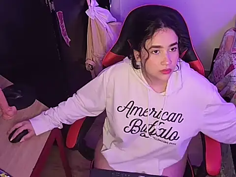 ChloeSnoww online show from 10.02.25