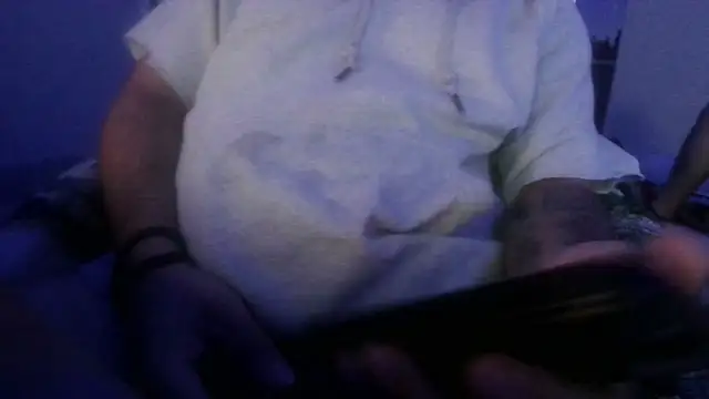 Snapshot of NoneFoundCloud chatting on 10.30.25 NoneFoundCloud online show from 10.30.25