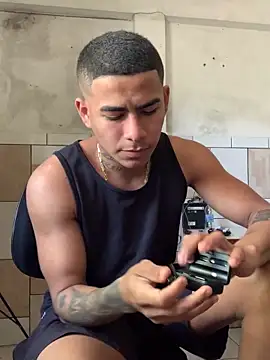 Snapshot of Novindot23cm chatting on 11.06.25 Novindot23cm online show from 11.06.25