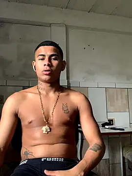 Snapshot of Novindot23cm chatting on 11.07.25 Novindot23cm online show from 11.07.25