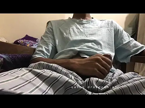 Snapshot of DhakaBabe chatting on 10.16.25 DhakaBabe online show from 10.16.25