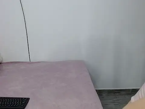 Snapshot of dulceeee_mariiaa chatting on 10.02.25 dulceeee mariiaa online show from 10.02.25