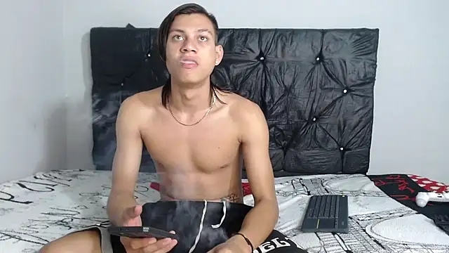 Snapshot of masterbrave420 chatting on 09.19.25 masterbrave420 online show from 09.19.25