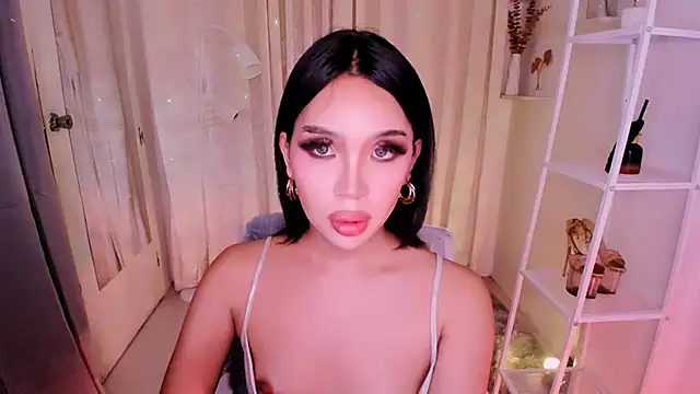 MS LUNA online show from 10.11.25