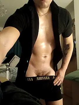 Snapshot of cameron334 chatting on 09.29.25 cameron334 online show from 09.29.25