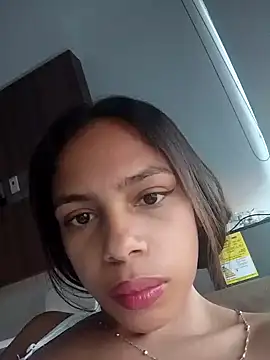 Snapshot of yhaneth chatting on 11.02.25 yhaneth online show from 11.02.25