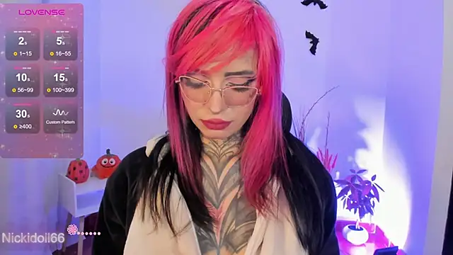 Snapshot of Nickidoll66- chatting on 10.07.25 Nickidoll66- online show from 10.07.25