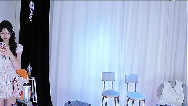 QY 001 online show from 09.22.25