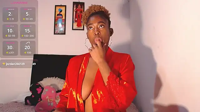 Snapshot of AdrianaCampbelll chatting on 10.19.25 AdrianaCampbelll online show from 10.19.25