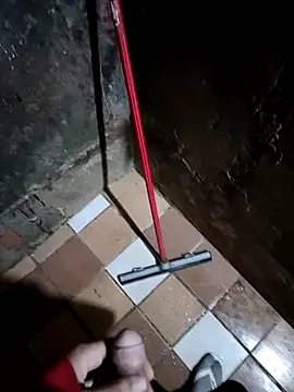 Snapshot of 011Nort chatting on 11.11.25 011Nort online show from 11.11.25