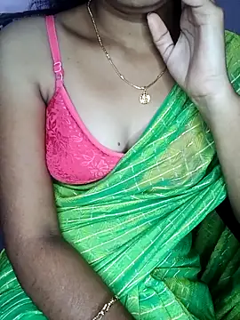 Snapshot of Nidhi_lovely chatting on 09.23.25 Nidhi lovely online show from 09.23.25