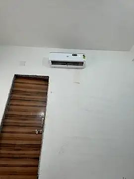 Snapshot of Lusty_Desi chatting on 10.01.25 Lusty Desi online show from 10.01.25