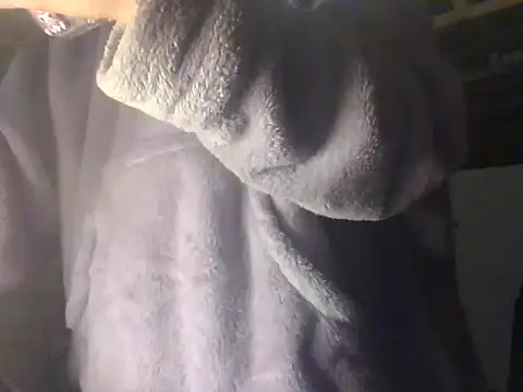 Snapshot of Wen_Vexxx chatting on 10.19.25 Wen Vexxx online show from 10.19.25