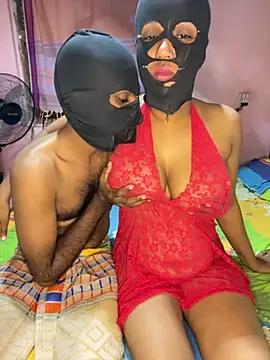 Snapshot of Sadaru_ chatting on 10.30.25 Sadaru  online show from 10.30.25