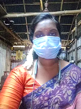 Snapshot of Tamildivya18 chatting on 09.27.25 Tamildivya18 online show from 09.27.25