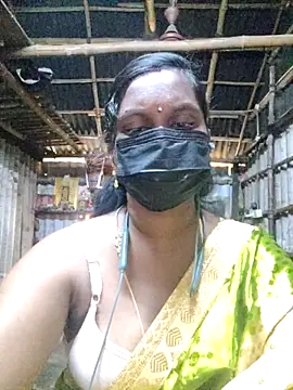 Snapshot of Tamildivya18 chatting on 10.11.25 Tamildivya18 online show from 10.11.25