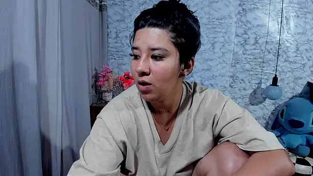 Snapshot of Shaden_11 chatting on 10.10.25 Shaden 11 online show from 10.10.25