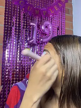 Snapshot of yumi_hanna chatting on 09.14.25 yumi hanna online show from 09.14.25