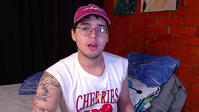 Snapshot of Danijungle chatting on 09.13.25 Danijungle online show from 09.13.25