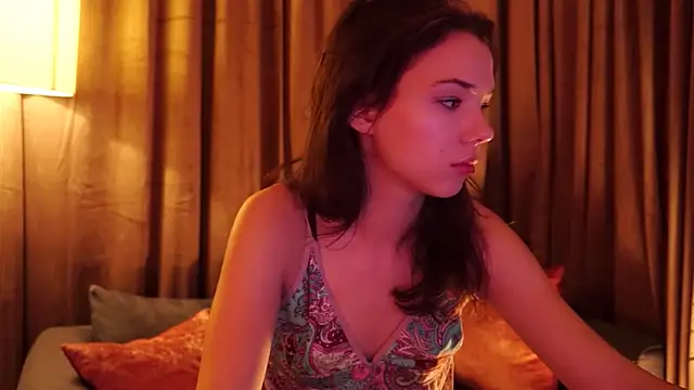 Snapshot of TakeUrPill chatting on 11.17.25 TakeUrPill online show from 11.17.25