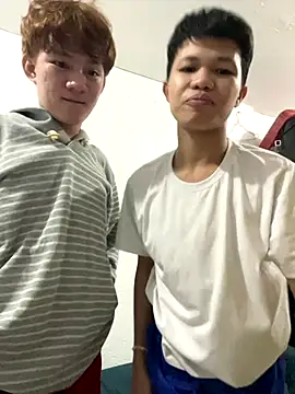 Snapshot of urasiantwinkbigcock chatting on 10.18.25 urasiantwinkbigcock online show from 10.18.25