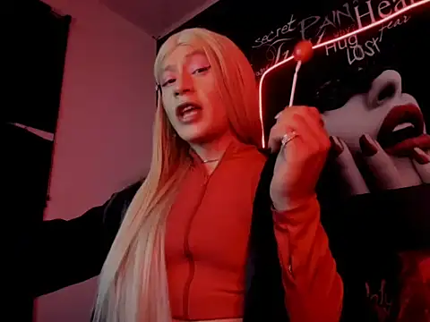 Snapshot of Megam_ chatting on 09.25.25 Megam online show from 09.25.25