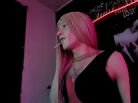 Snapshot of Megam_ chatting on 10.01.25 Megam online show from 10.01.25