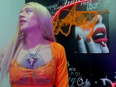 Snapshot of Megam_ chatting on 11.03.25 Megam online show from 11.03.25