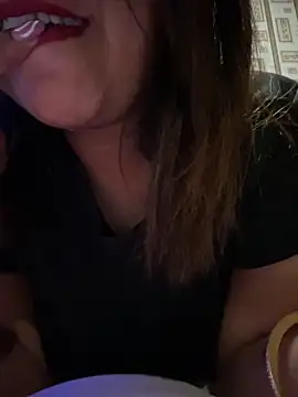 Snapshot of Saaay_StripQueen chatting on 09.14.25 Saaay StripQueen online show from 09.14.25