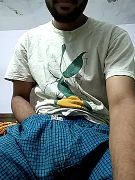 Snapshot of mayur_raaje chatting on 10.27.25 mayur raaje online show from 10.27.25