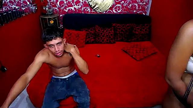 Snapshot of GABOPEIN chatting on 11.08.25 GABOPEIN online show from 11.08.25