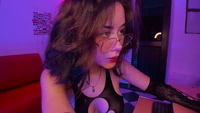 Snapshot of Nix_Girl chatting on 11.09.25 Nix Girl online show from 11.09.25