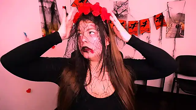 Snapshot of _Lovely_Mary chatting on 10.30.25  Lovely Mary online show from 10.30.25