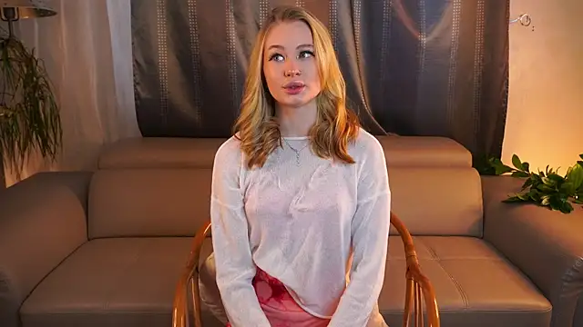 CherishViggiani online show from 10.21.25