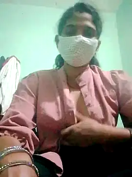 Snapshot of Chandrakanta-Devi chatting on 10.13.25 Chandrakanta-Devi online show from 10.13.25