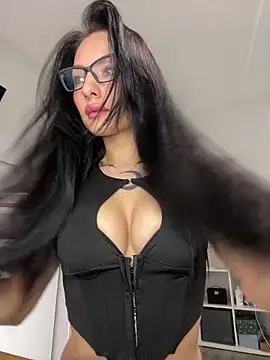 Snapshot of kaonasssiii chatting on 09.21.25 kaonasssiii online show from 09.21.25