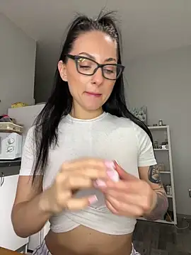 Snapshot of kaonasssiii chatting on 09.22.25 kaonasssiii online show from 09.22.25