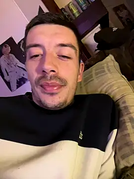 Snapshot of gb7572 chatting on 09.13.25 gb7572 online show from 09.13.25